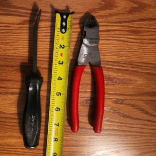 Snap on Side Cutter Pliers ACF e And A 8" Pry Bar