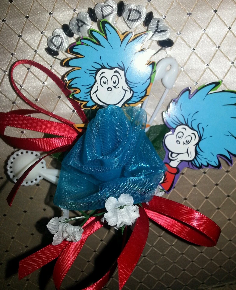 Baby shower papá abuelo boutonniere Dr Seuss El gato en el sombrero cosa 1 y 2 Foto 2 de 2