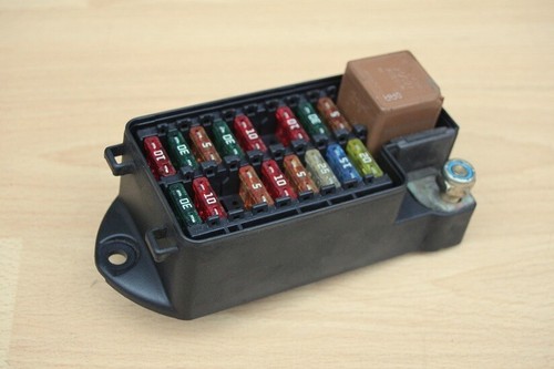 1998 Jaguar XJ8 Vanden Plas X308 Engine Bay Relay Fuse Box 18 Way LNC2800AC OEM