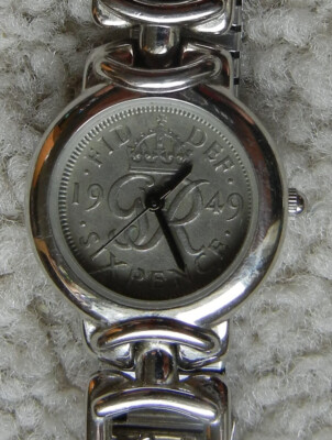 peers hardy watch sixpence new battery