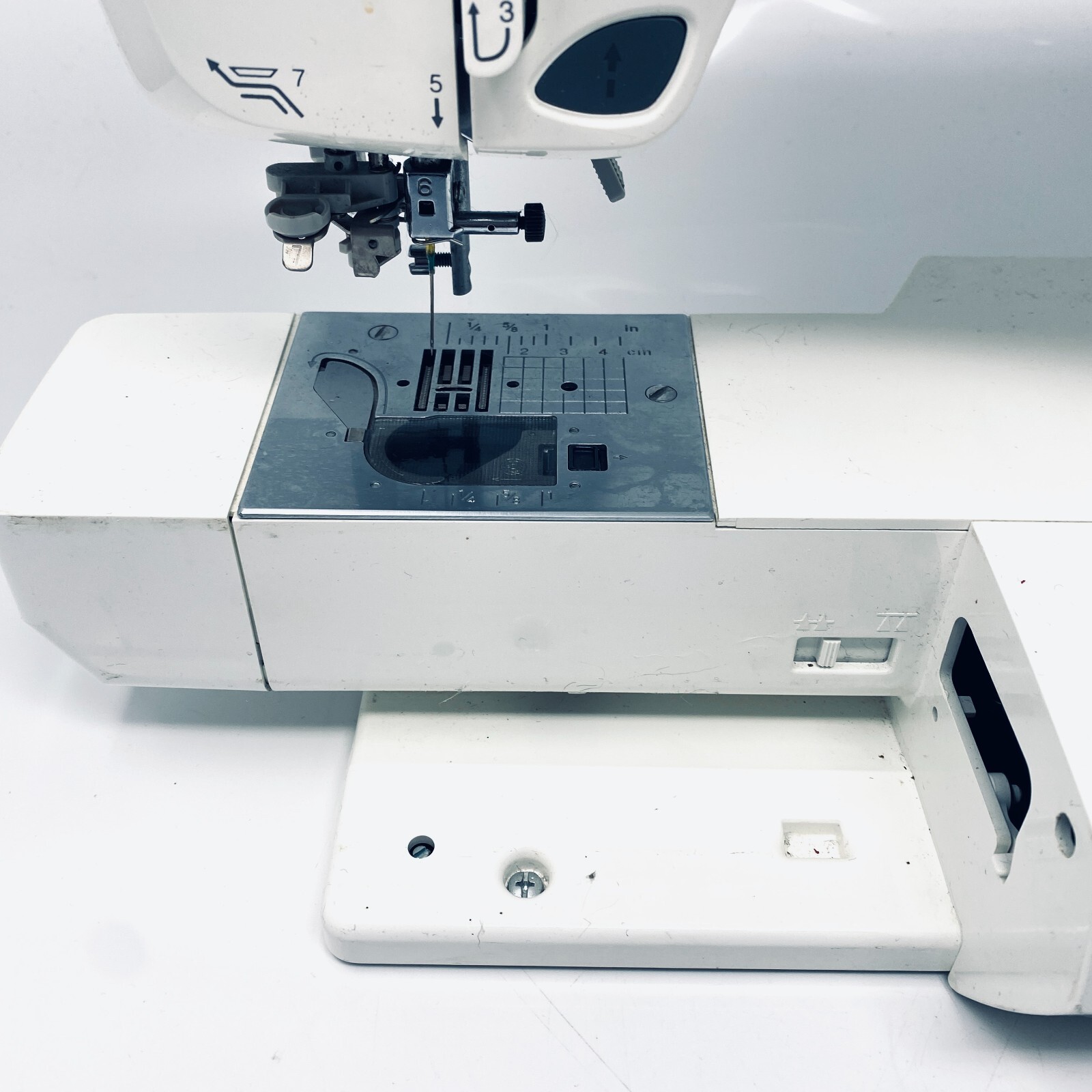 Brother ULT2003D Pacesetter Disney embroidery & sewing machine & cover