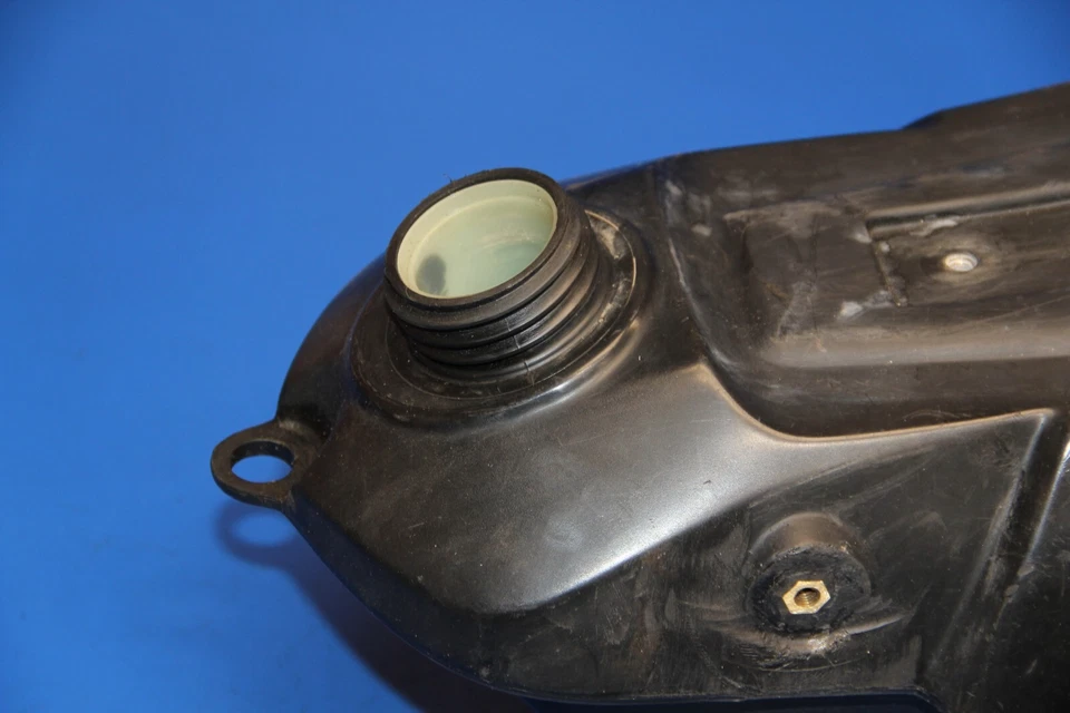 99-02 KX250 KX125 1999 tanque de combustible bote de gasolina depósito tapa válvula lata Foto 2 de 4