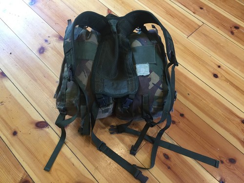 GENUINE BRITISH ARMY ISSUE BERGEN/SIDE POUCHES X2 + YOKE AND STRAPS - Picture 5 of 6