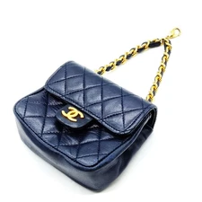 NO TARIFF Chanel Charm Mini matelasse pouch 2334537