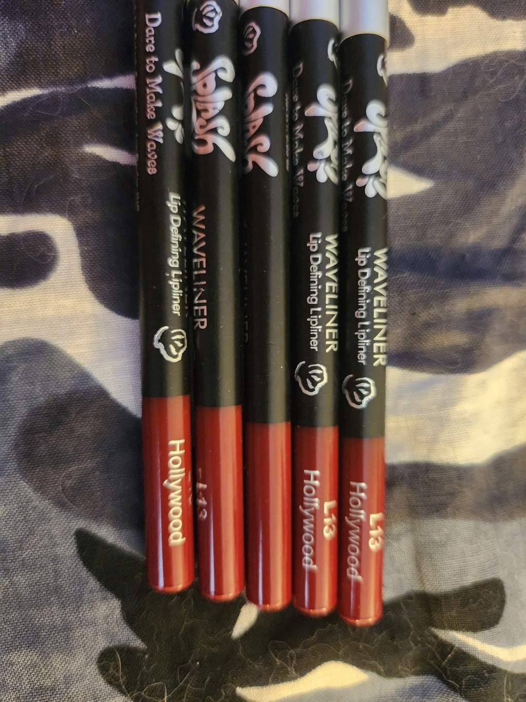 5 LA Splash Waveliner Defining Lipliner Pencil L13 Hollywood