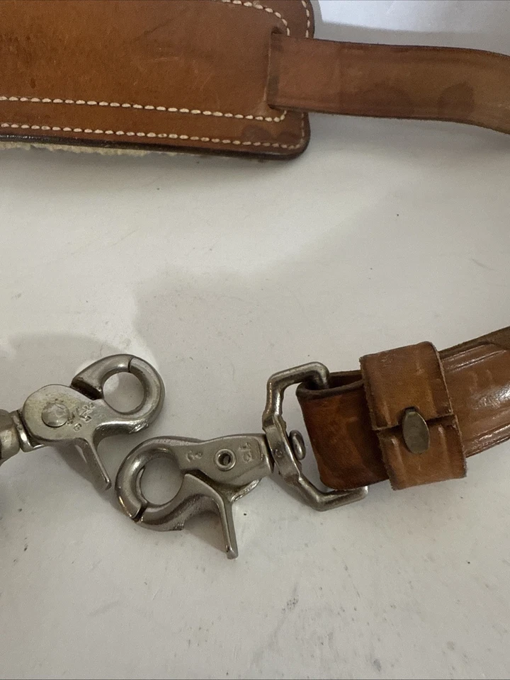 BIANCHI COBRA #70 WHITE STITCHED TOOLED SHEEP BACKED LEATHER RIFLE SLING "COBRA" - Image 3 of 4