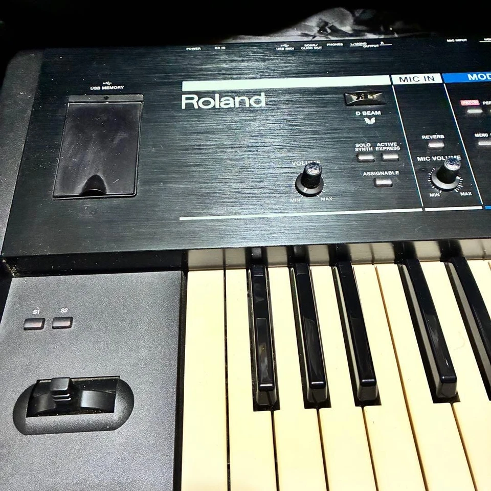 Roland JUNO-STAGE 76-Key Synthesizer Keyboard Tested Working - Image 3 of 4