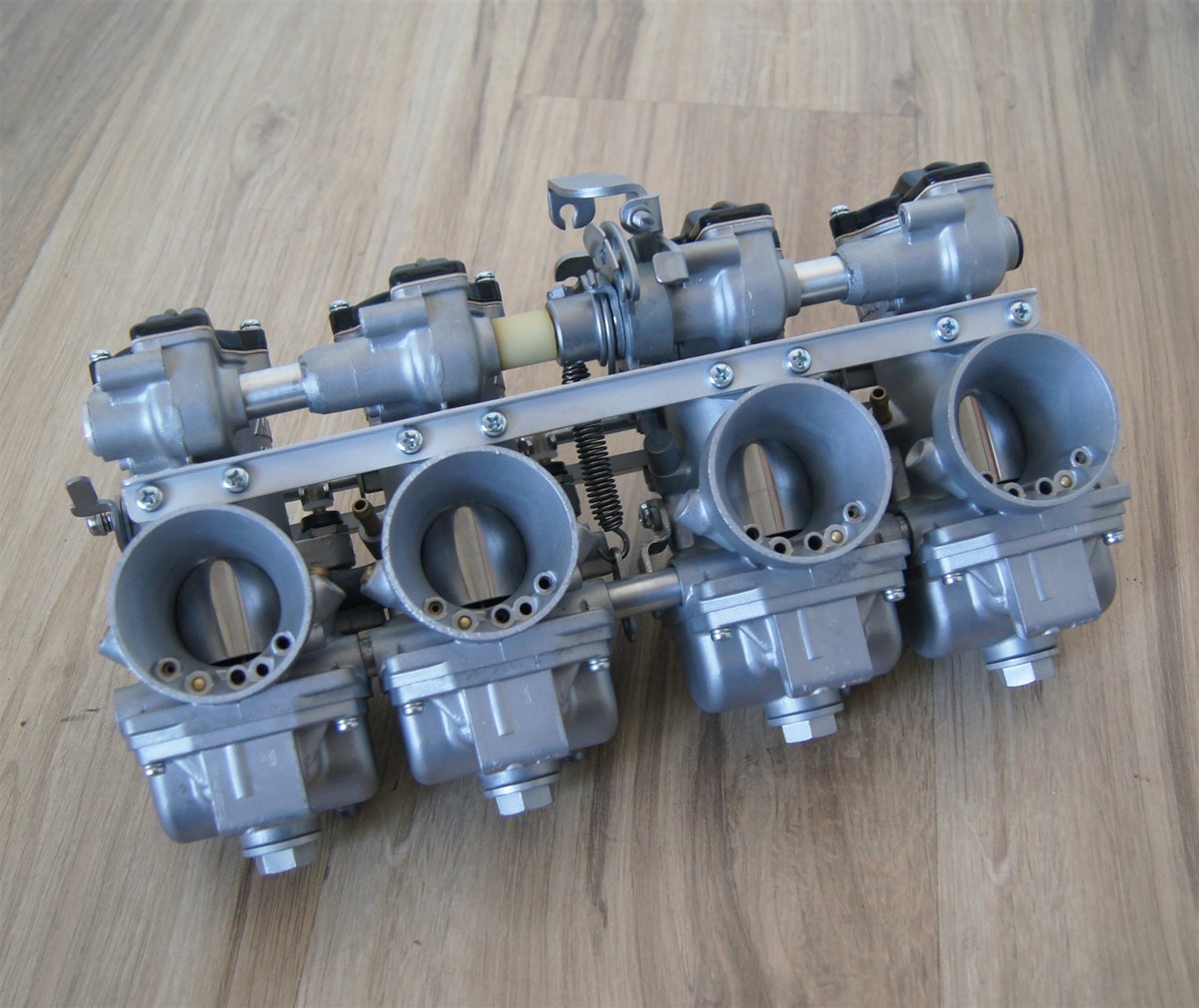 restored Mikuni 33mm smoothbore carburetor kawasaki kz1000 kz1100