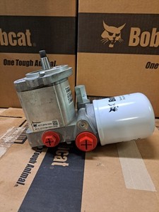 Bobcat Hydraulic Cooling Fan Motor 7510184