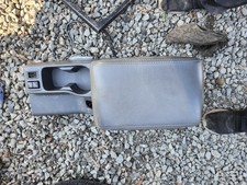 Complete Center Console Cup Holder W Armrest 8971357821 Fits 1999 Isuzu Amigo Complete Center Console Cup Holder W Armrest 8971357821 Fits 1999 Isuzu Amigo