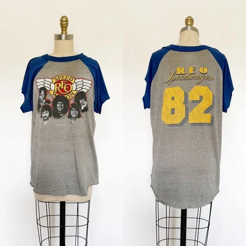 REO Speedwagon T Shirt / Vintage Tour T Shirt / Concer 1980s vintage concert t-shirt, vintage, single stitch, B+ condition