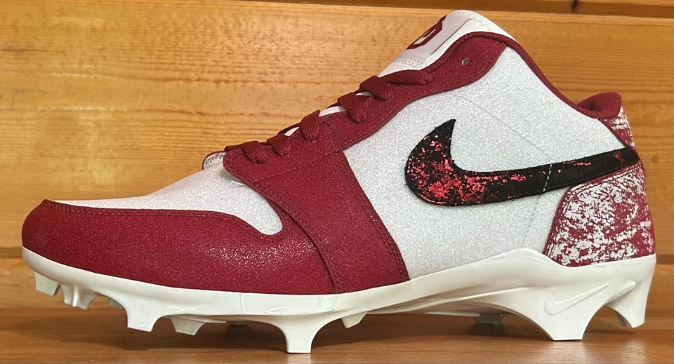 Botines de fútbol Nike Air Jordan 1 Low Alpha Menace 4 Oklahoma talla 12,5 (HF5589) Foto 2 de 4