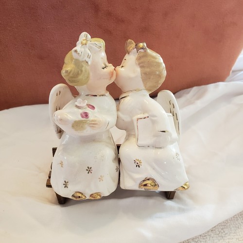 Vintage küssende Engel Junge & Mädchen sitzend auf Bank Keramik handbemalt Japan - Bild 1 von 24