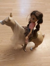 Moxie Girlz Sophina Doll And Cricket Neighs Moving Horse Riding Club Collectible