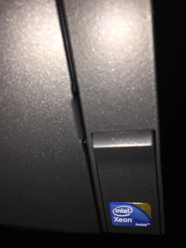 DELL POWEREDGE R710 LFF 2x QUAD CORE 2.4GHz 8GB RAM NO HDD Server - Image 4 of 4