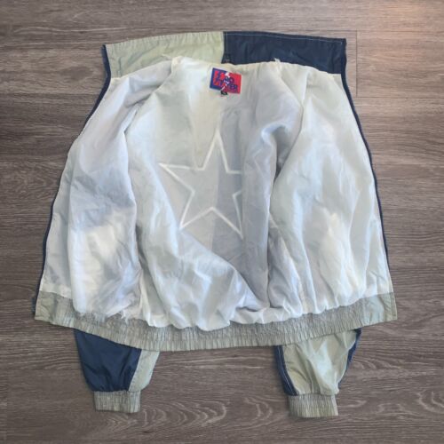 Vintage 90s NFL Pro Player Dallas Cowboys Embroidered Windbreaker Jacket Sz. S - Picture 3 of 17