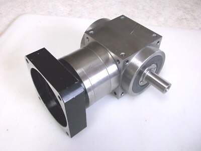 Apex Dynamics AT075FL1 (LF) - S1 Precision 90 Degree Gearbox 6 Arc Min Accuracy