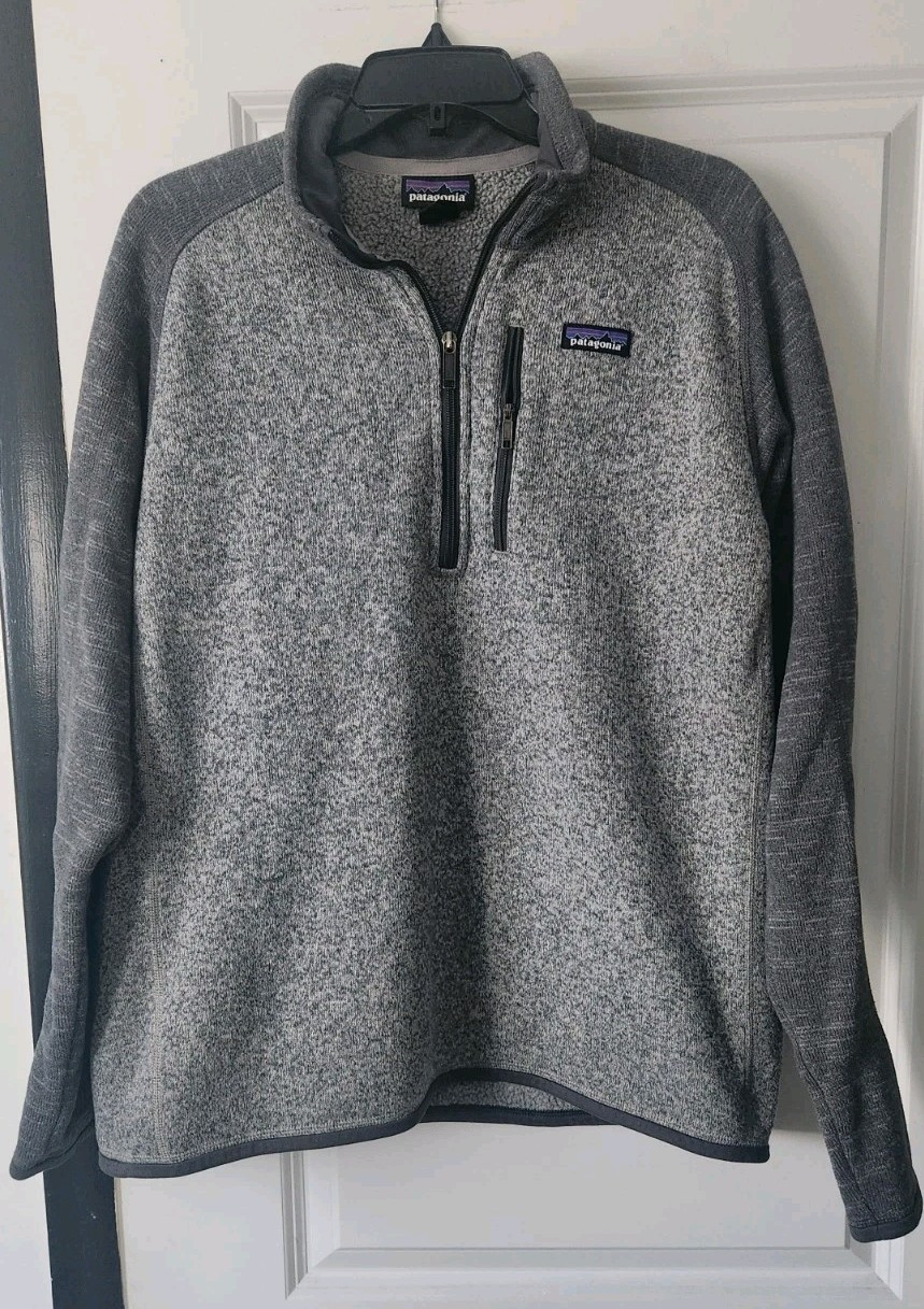 Patagonia Mens Large Gray Fleece 1/4 Zip Pullover with Chest Pocket for Outdoor Adventures