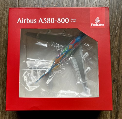 herpa 1:500 Emirates Airbus A380-800 Model Aircraft - Picture 1 of 8