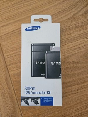 Samsung USB SDHC Connection Kit 30 Pin Galaxy Tab Adapter OTG Kartenleser 10.1