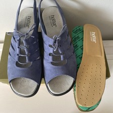 Hotter Ladies Size 6.5 Suede Sandals With Spare Insoles. Brand New Boxed