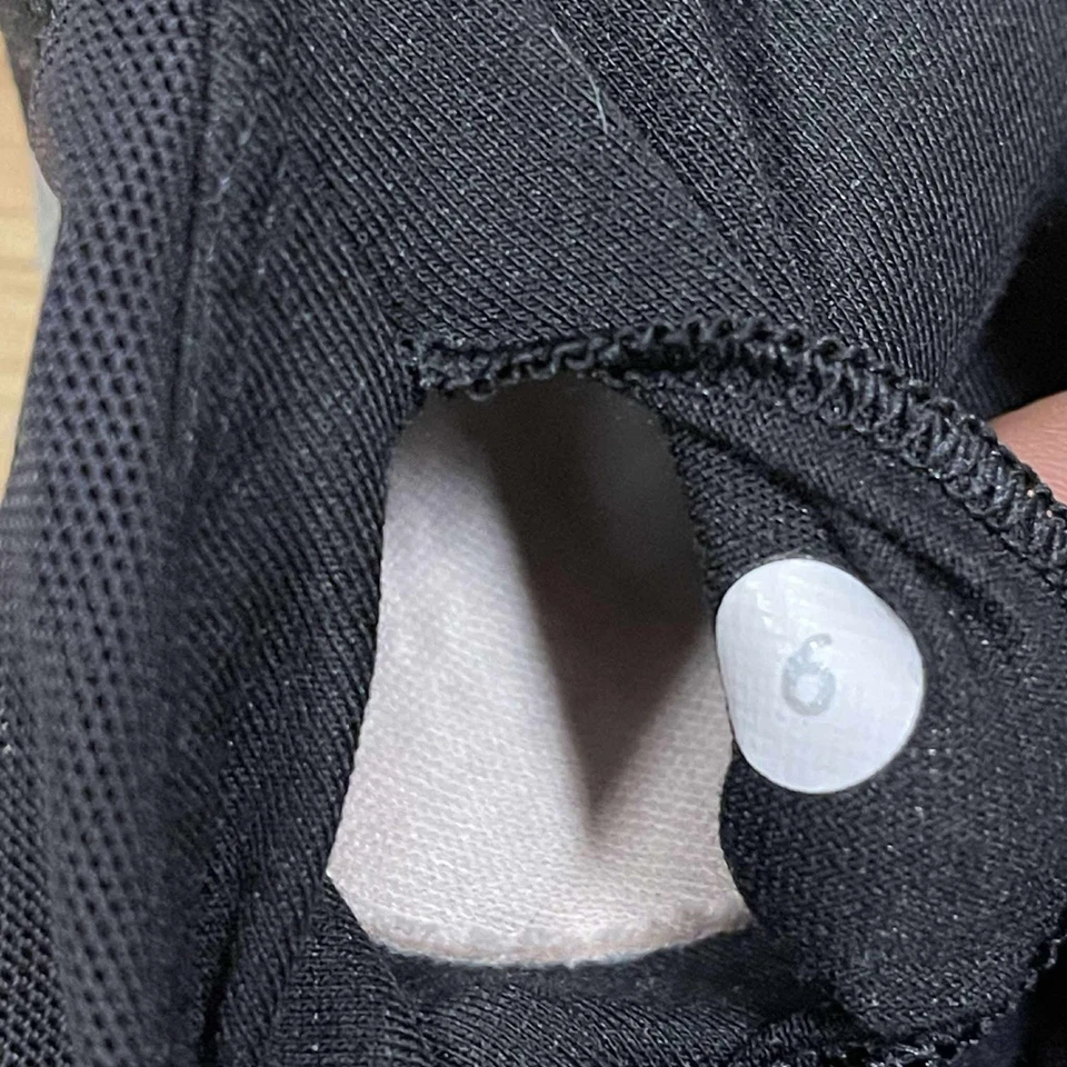 Lululemon изысканный майка 6 встроенный бюстгальтер Ghost Dot / черный и черный сетки - Изображение 2 из 4