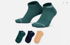 Air Jordan Dri-Fit Everyday 3-pair no-show socks Size M 4-10 Multicolor