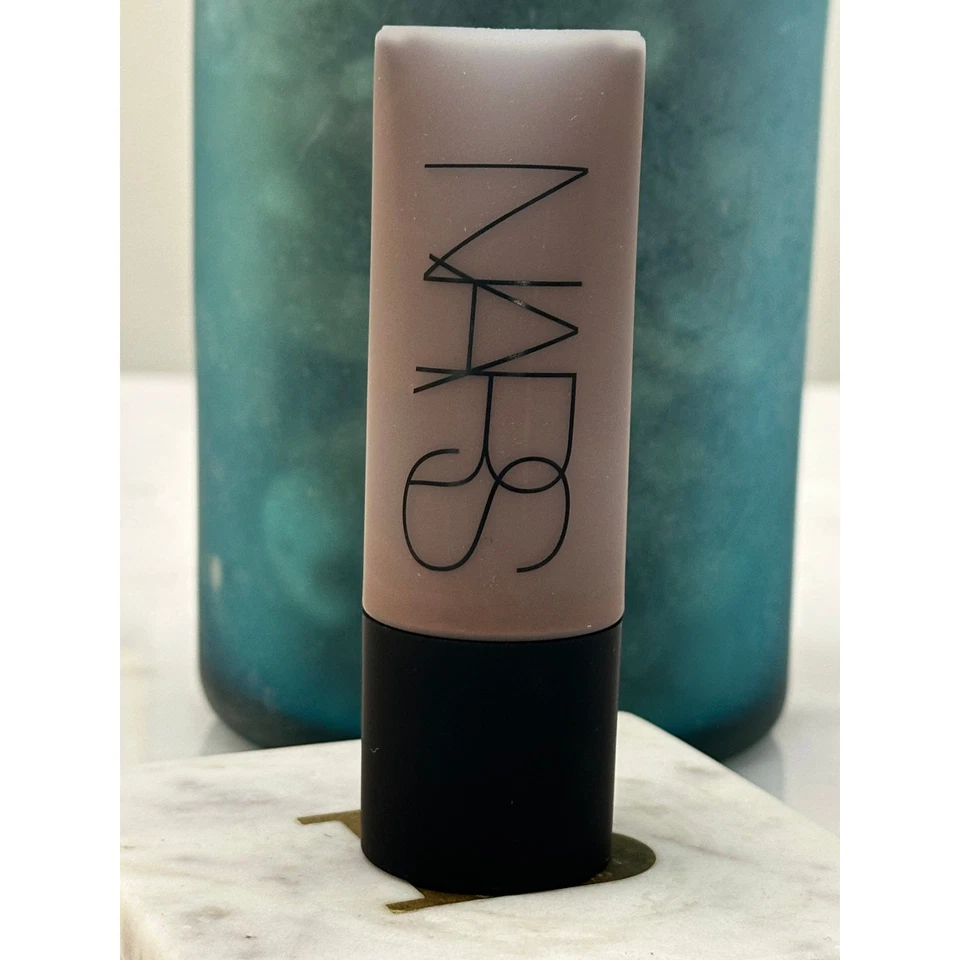 NARS NIB Soft Matte Complete Foundation Longwear 1.5 Fl Oz - Deep 6 Mali - Image 2 of 4