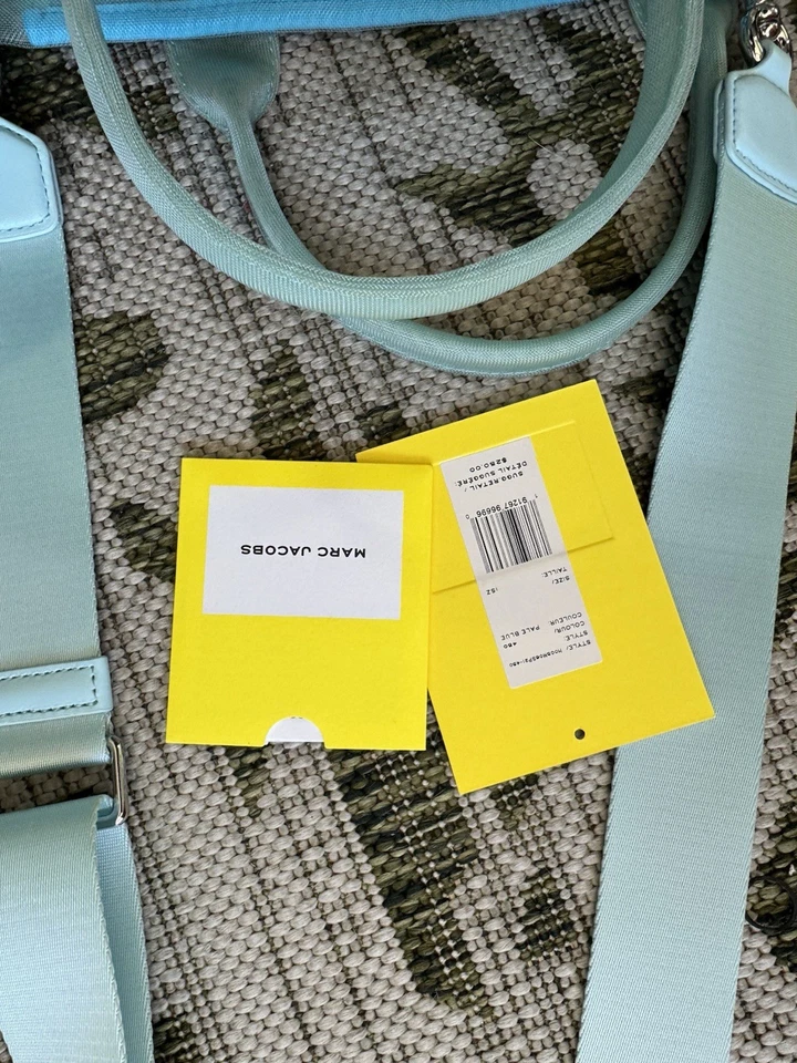 Bolso de Mano Marc Jacobs The Malla, Talla Mediana Azul Pálido Usado Una Vez Foto 2 de 4