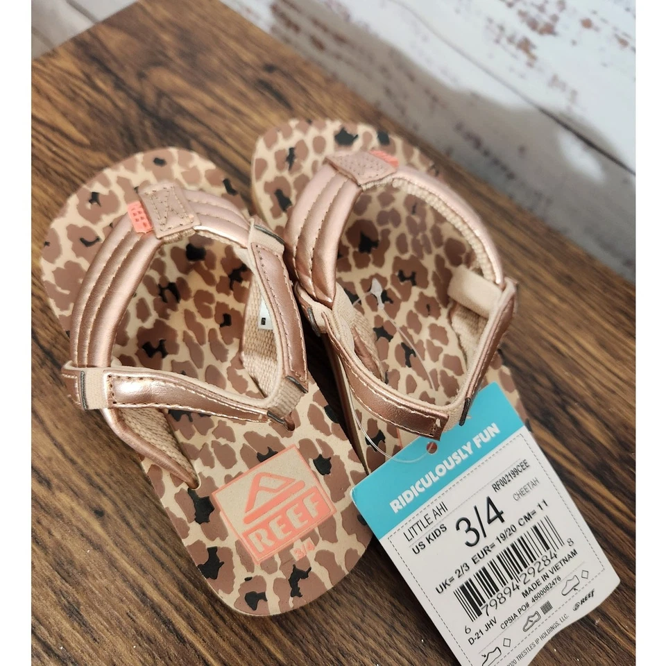Baby Girl Reef Leopard Print Flip flops  - Image 4 of 4