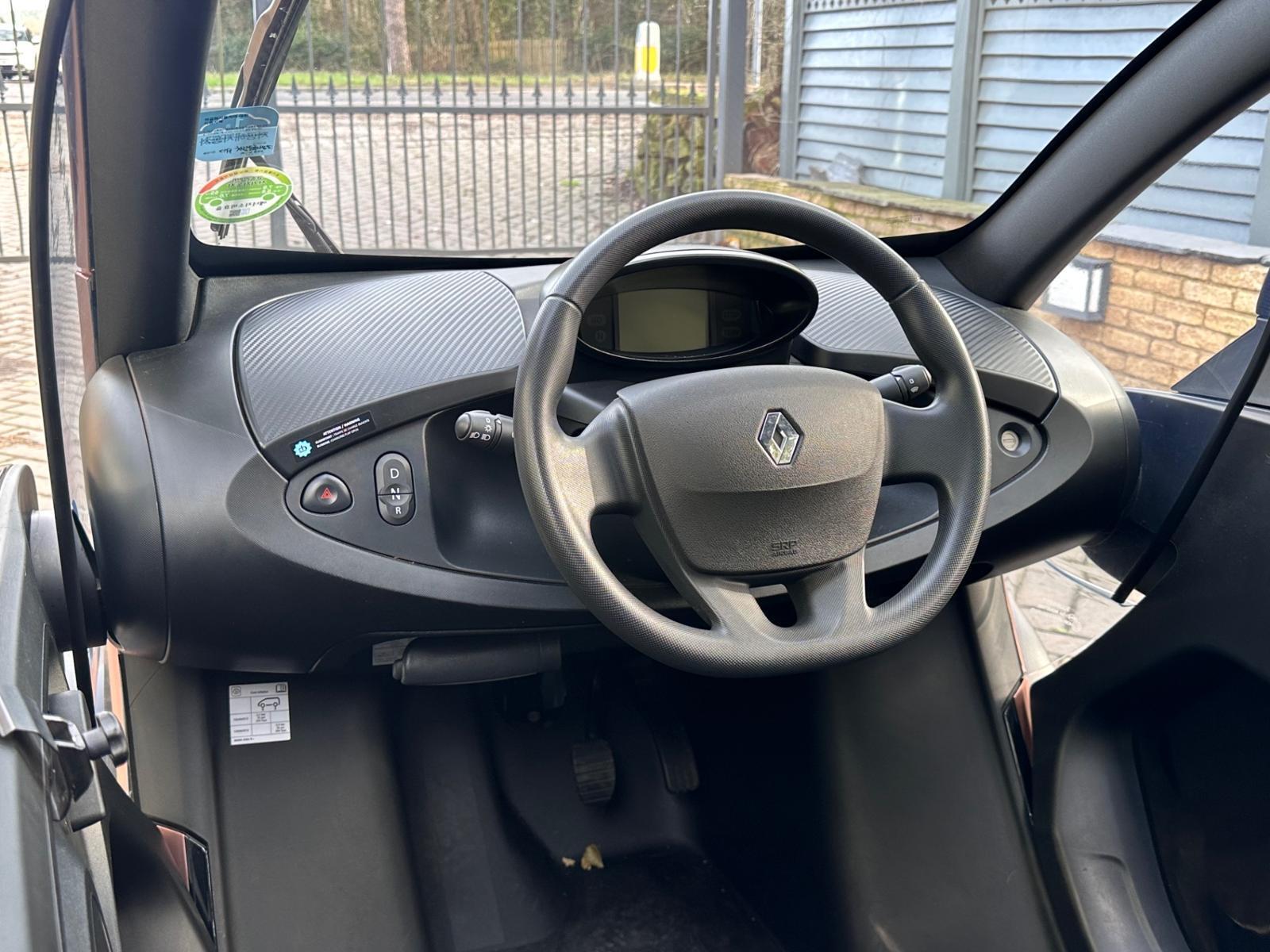 Renault Twizy 13kW Dynamique 6kWh 2dr Auto City-Car Electric Automatic ...