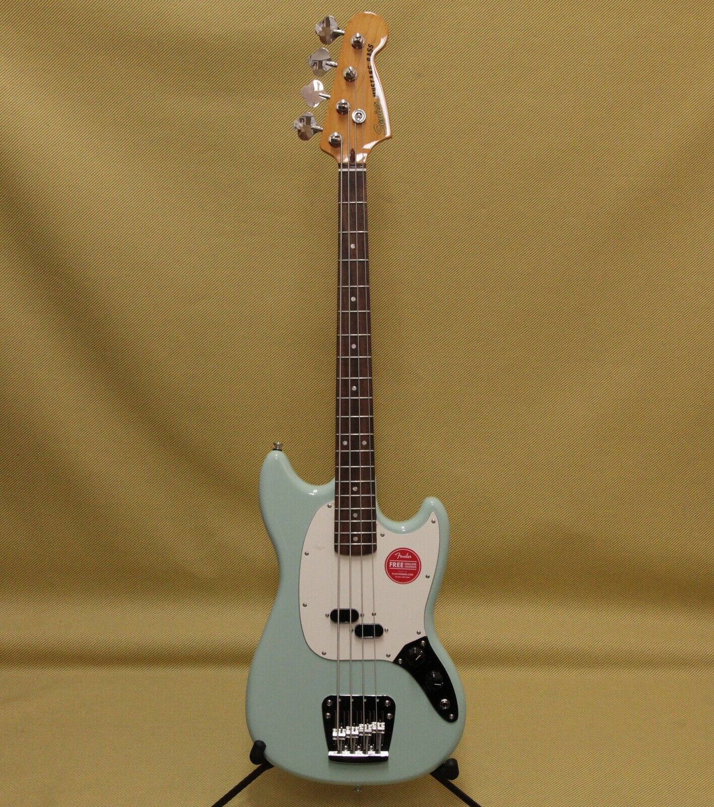 037-4570-557 Squier® by Fender Classic Vibe '60s Mustang Bass Surf Green