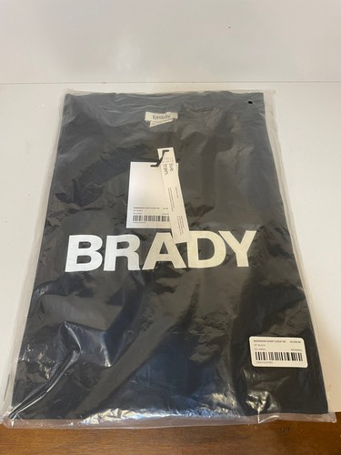 Brady Brand + Live "BRADY" Wordmark Short Sleeve Tee Jet Black XXL & Socken - Bild 2 von 5