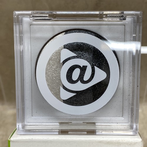 Mary Kay At Play Baked Eye Trio Tuxedo #062146 New in Box .07 oz - Picture 3 of 4