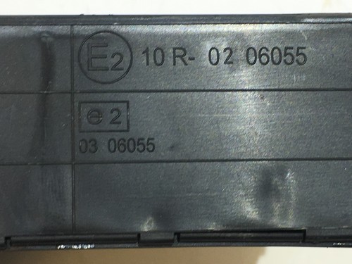 TOYOTA AYGO 2013 DOOR CONTROL MODULE ECU 89740-0H021 / PEUGEOT CITROEN - Imagen 5 de 6