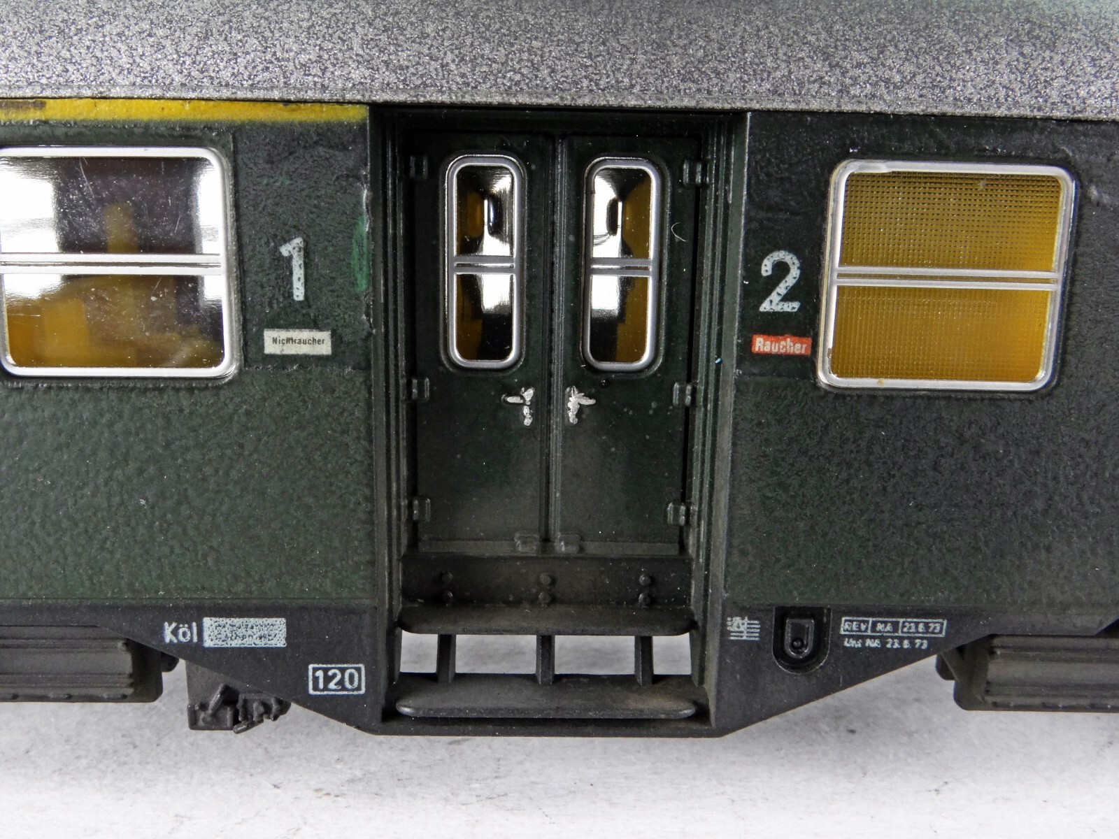 Picture 4 of 9