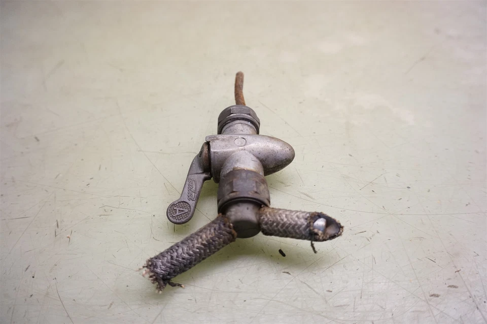 BMW R69S 1966 R69 R60/2 60/2 50/2 R50/2 R50S 69US 69 EE. UU. OEM Petcock *2735 Foto 2 de 4