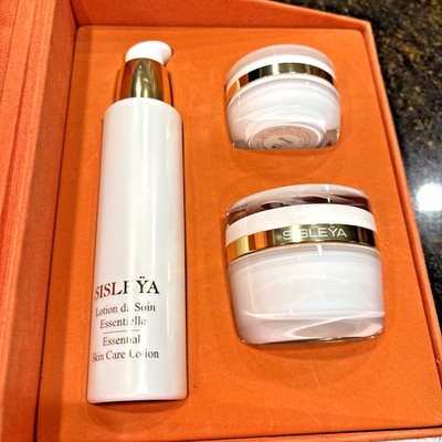 Sisley Sisleya L'Integral Anti Age 3 Pc Set: Creme, Eye & Lip Contour & Lotion