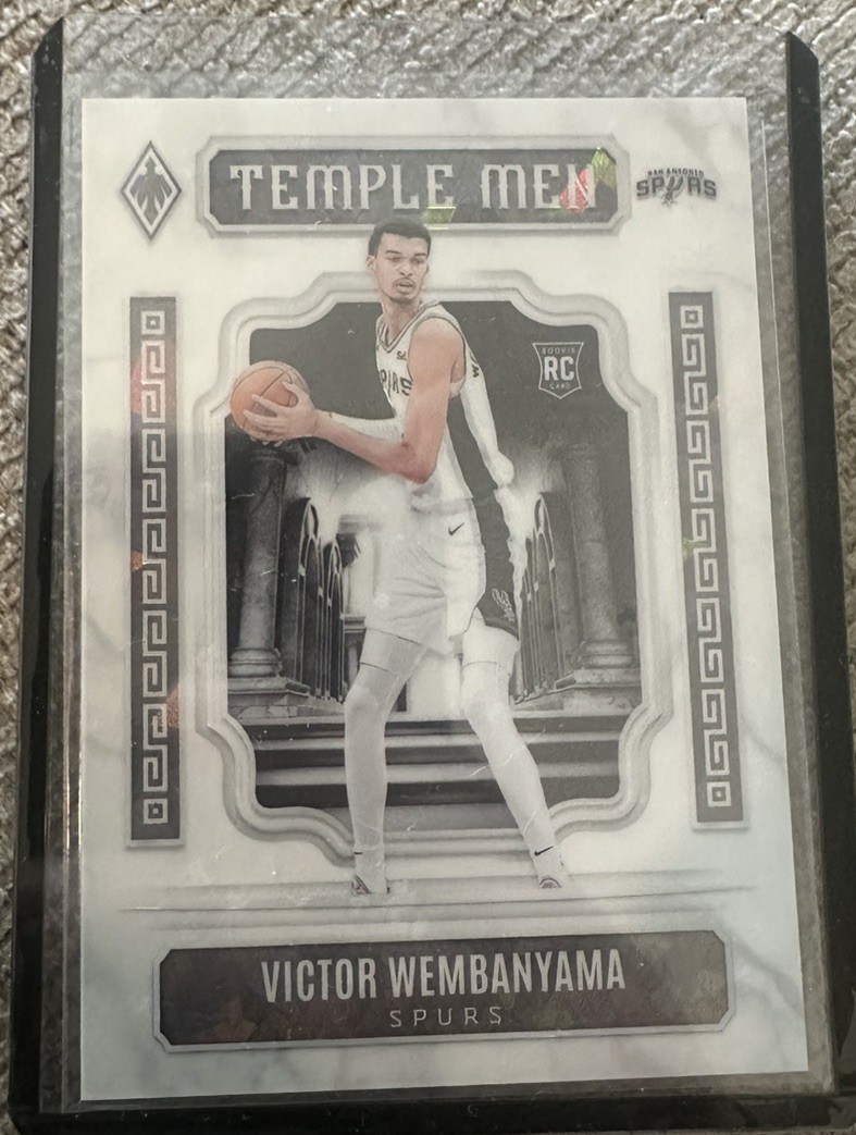 2023-24 Phoenix Victor Wembanyama Temple Men RC White Ice #/125 Color Match SSP