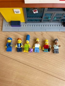 LEGO The Simpsons The Kwik-E-Mart 71016 In 2015 Used Retired W/Manual As Is
