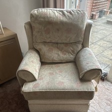 Traditional Floral Fabric Armchair High Back Rolled Arms + Footstool 85x85x105cm