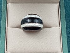 Vintage Estate Size 5 Sterling Silver Ring w. black and white enamel Setting