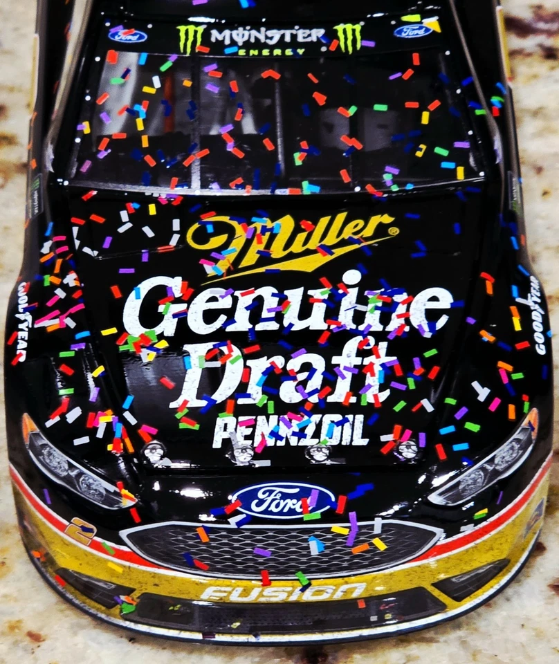 2018 #2 Brad Keselowski Miller Genuine Darlington Race Win 1:24 Diecast Elite - Image 3 of 4