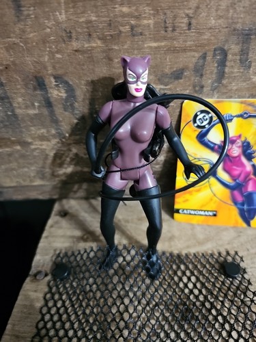 Legends of Batman Catwoman Loose Action Figure Kenner 1994 Complete & Card - Picture 2 of 6