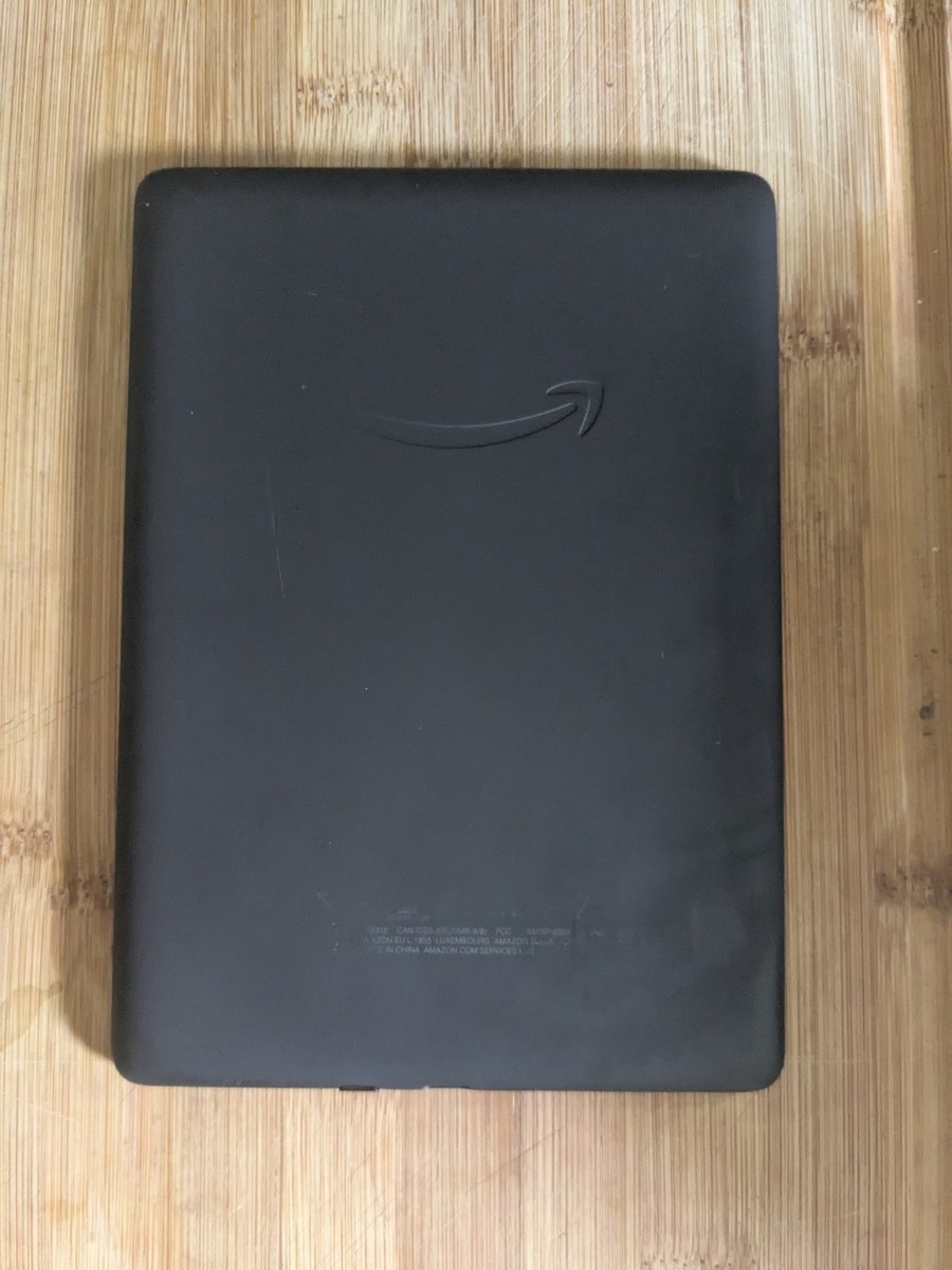 Kindle Paperwhite 6.8インチ 第11世代　8GB ブラック Amazon Kindle Paperwhite 11th Gen. 8GB, Wi-Fi, 6.8 inch