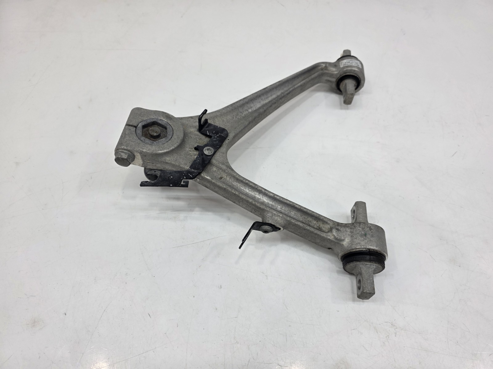 LAMBORGHINI AVENTADOR LP700 LP740 FRONT LEFT UPPER CONTROL ARM OEM 470407505G