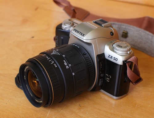 Pentax ZX MZ-50 35mm Film Camera w/ 28- 90mm Zoom Tested, Working G. Cond KE #2 - Bild 2 von 7