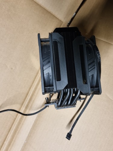 Corsair Dual Fan CPU Cooler - Picture 4 of 6