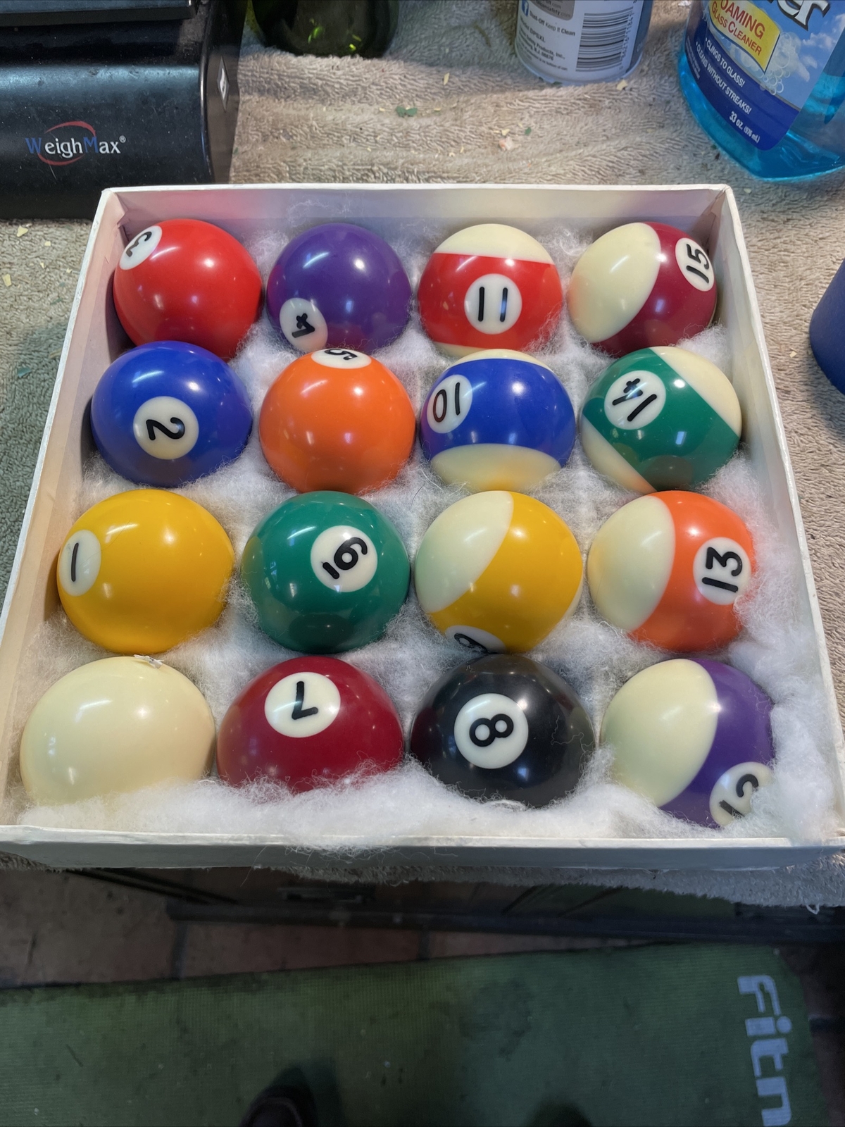 Great shape 2 1/4" BILLIARD / POOL BALL SET WITH BOX - IVORYITE