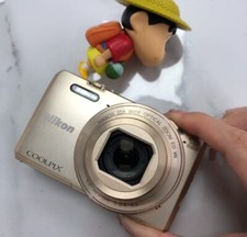 Nikon COOLPIX S7000 16.0MP 20X Optical Zoom Vintage Digital Camera 100 Working
